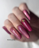  růžové třpytivé gelové nehty